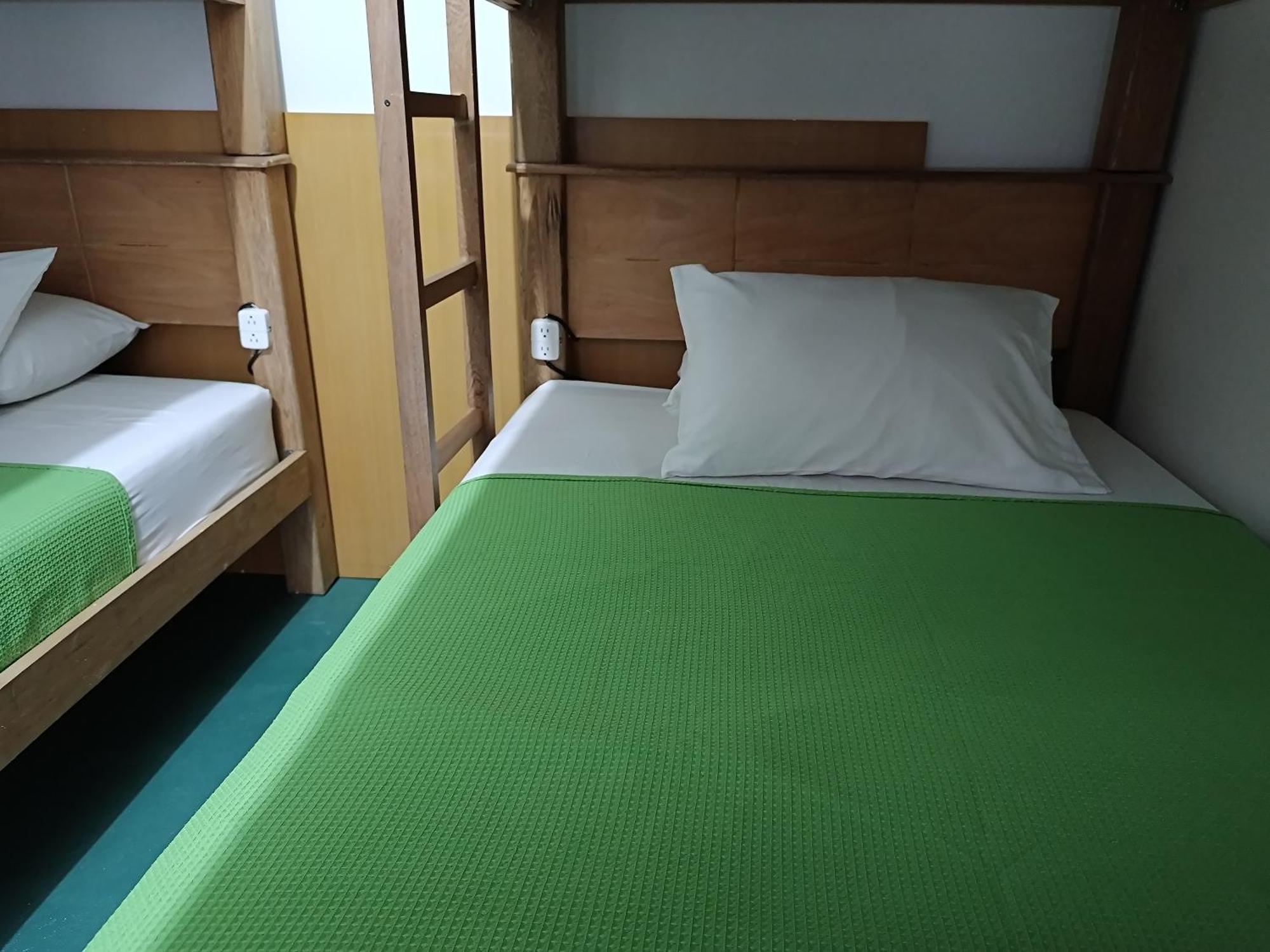 Magic Jardin Hostel - Patio, Balcony & Rooftop Phòng bức ảnh